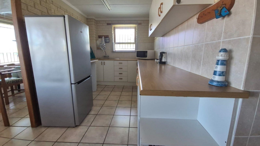 To Let 2 Bedroom Property for Rent in Dana Bay Western Cape